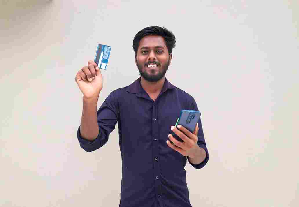Fintech happy customer